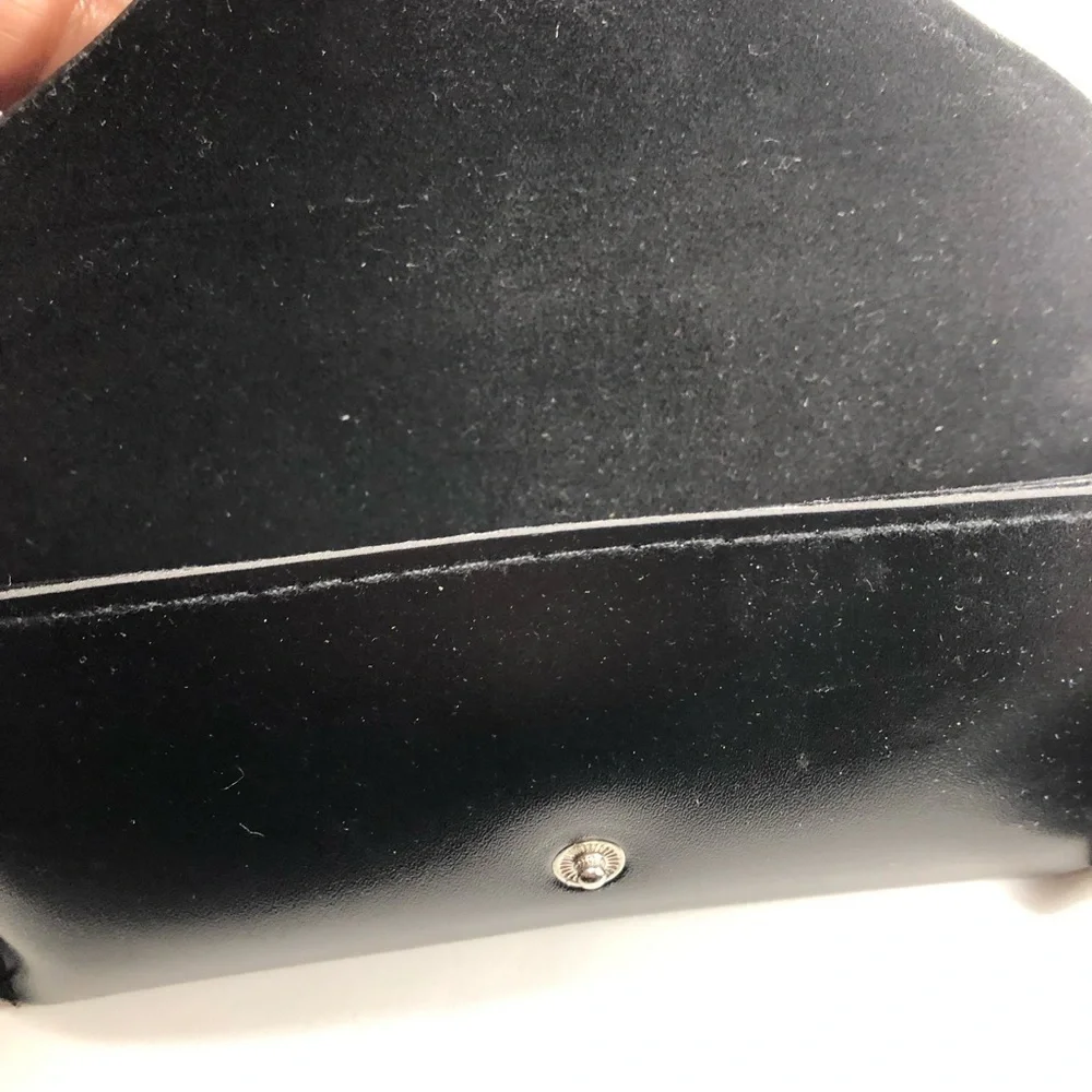 5 ITEMS FOR $35 FOR ALL ITEMS $15 OR LESS - Shein eyeglass/ sunglasses case